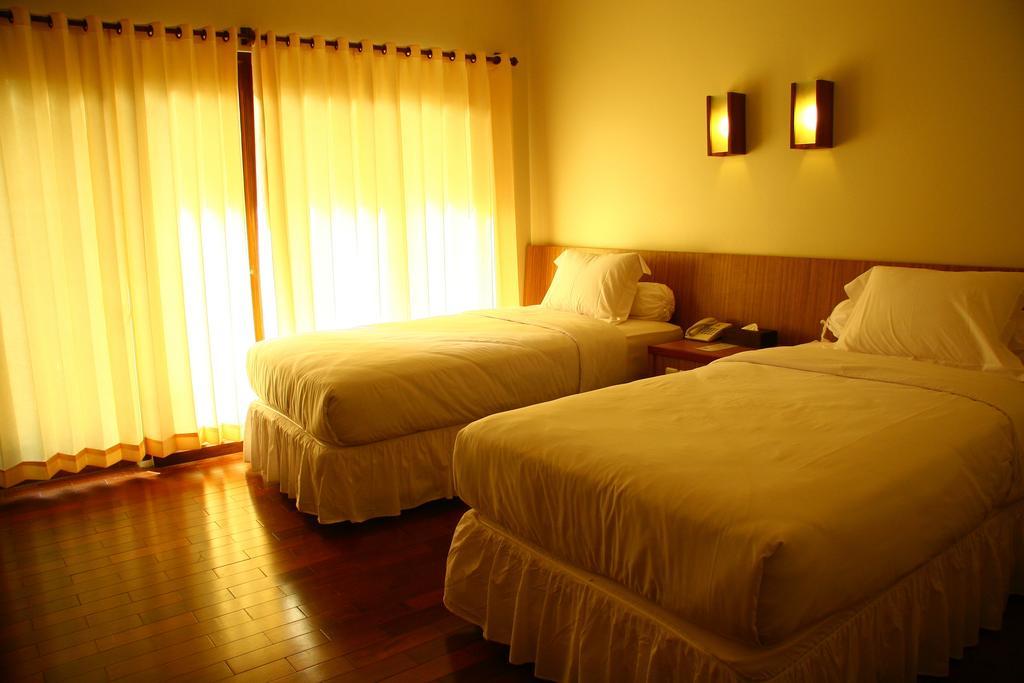 Tetirah Boutique Hotel Salatiga Extérieur photo