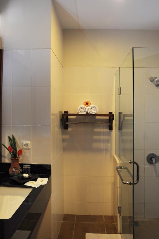 Tetirah Boutique Hotel Salatiga Chambre photo