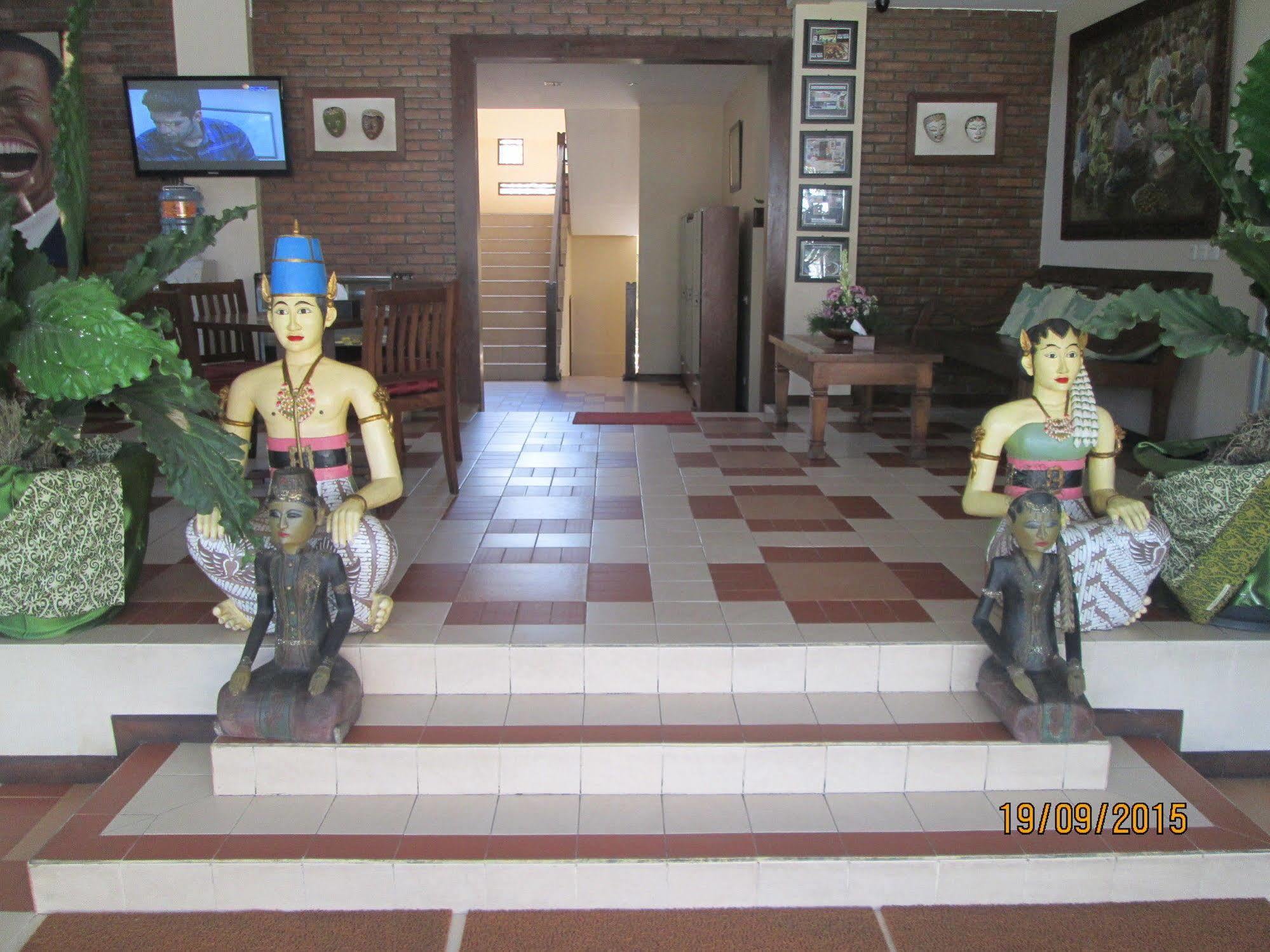 Tetirah Boutique Hotel Salatiga Extérieur photo